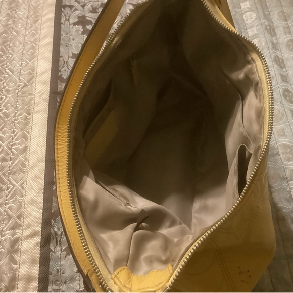 Coach Purse - Picture 3 of 4